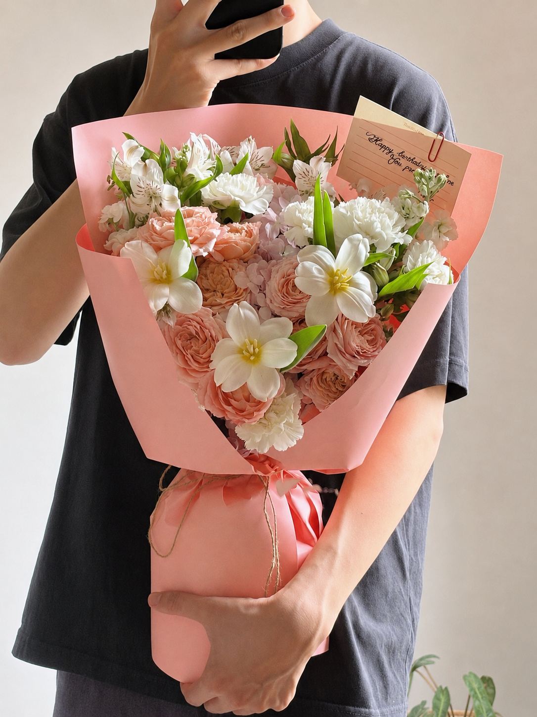 Bó hoa Tú Cầu Hồng mix Tulip Hà Lan